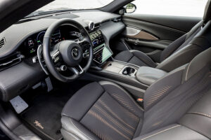 SPIRIT Magazin Maserati Innenraum