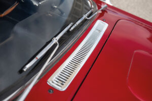 Carmania 1 Titelstory Facel Vega