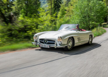 FLIEGEN OHNE FLÜGEL: Mercedes-Benz 300 SL